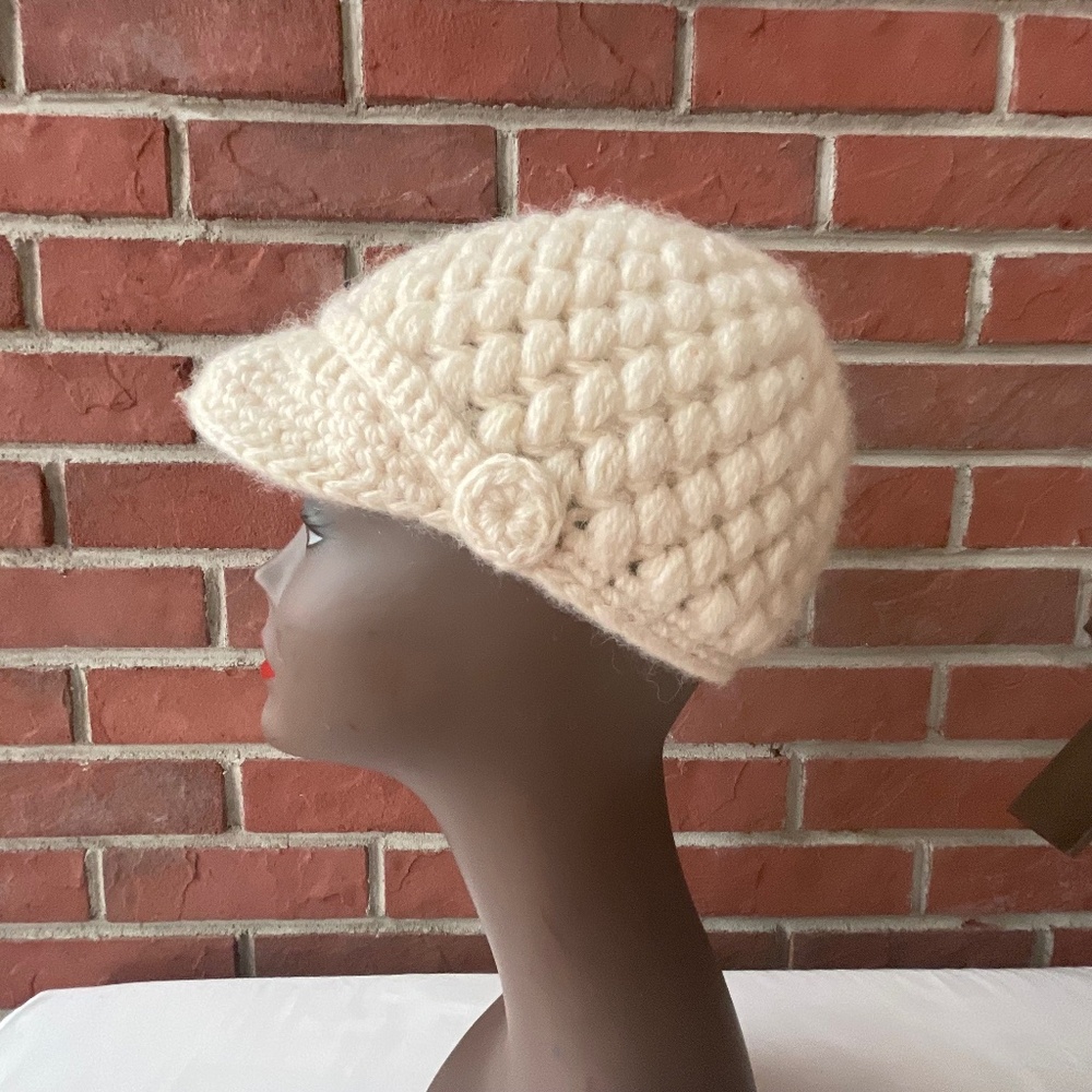 •Donegal Tradition Ireland Hand Crocheted Newsboy Wool Hat NWOT Made in …